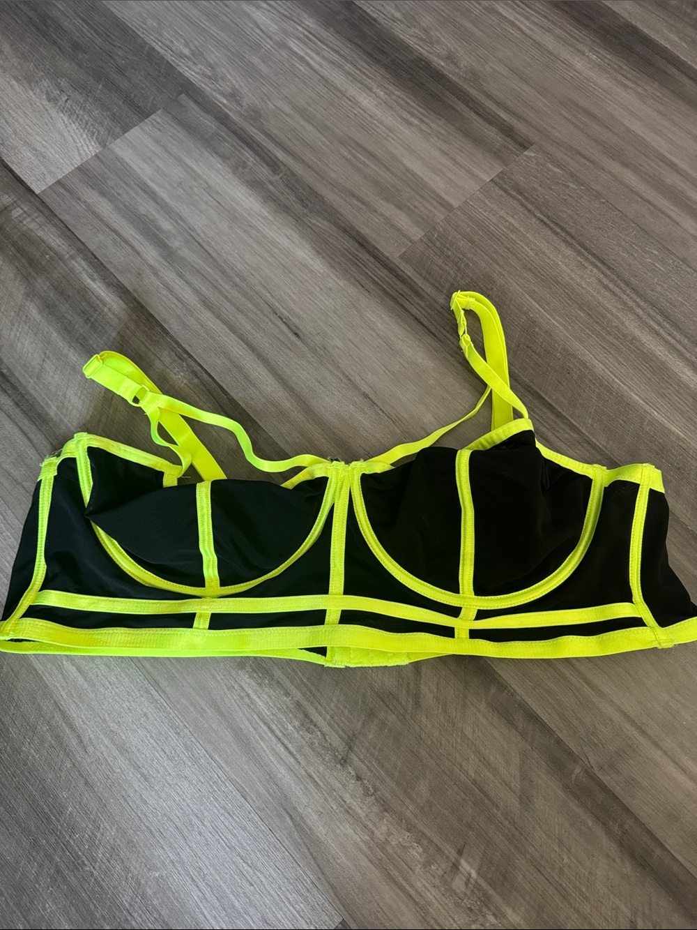Torrid Curve 3 bra womens plus black neon yellow sexy